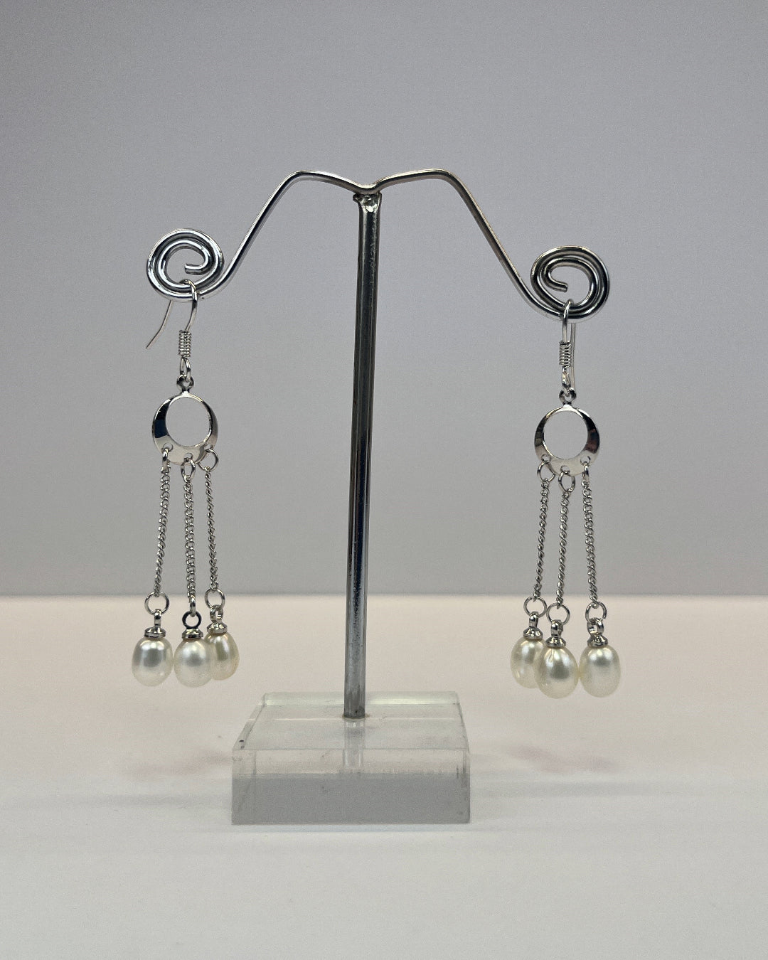 Gorgeous Hanging Real Pearl Earrings
