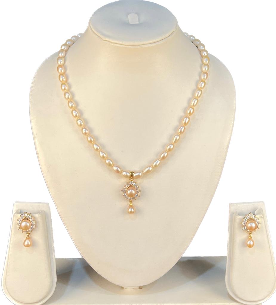 Charming 7 mm Oval Pink Pearl Set