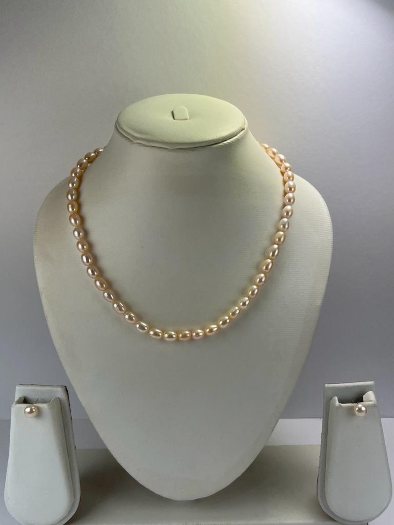 Charming 7 mm Pink Oval Pearl Necklace Set