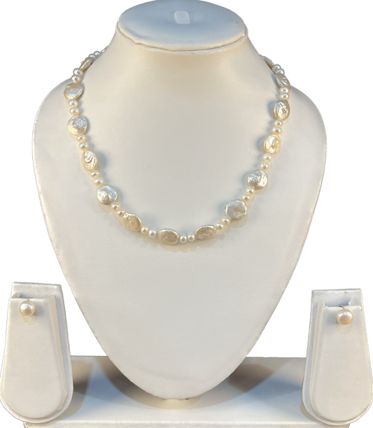 Mio - Fascinating combination of White Biwa pearls & 6 mm Round Pearls Set
