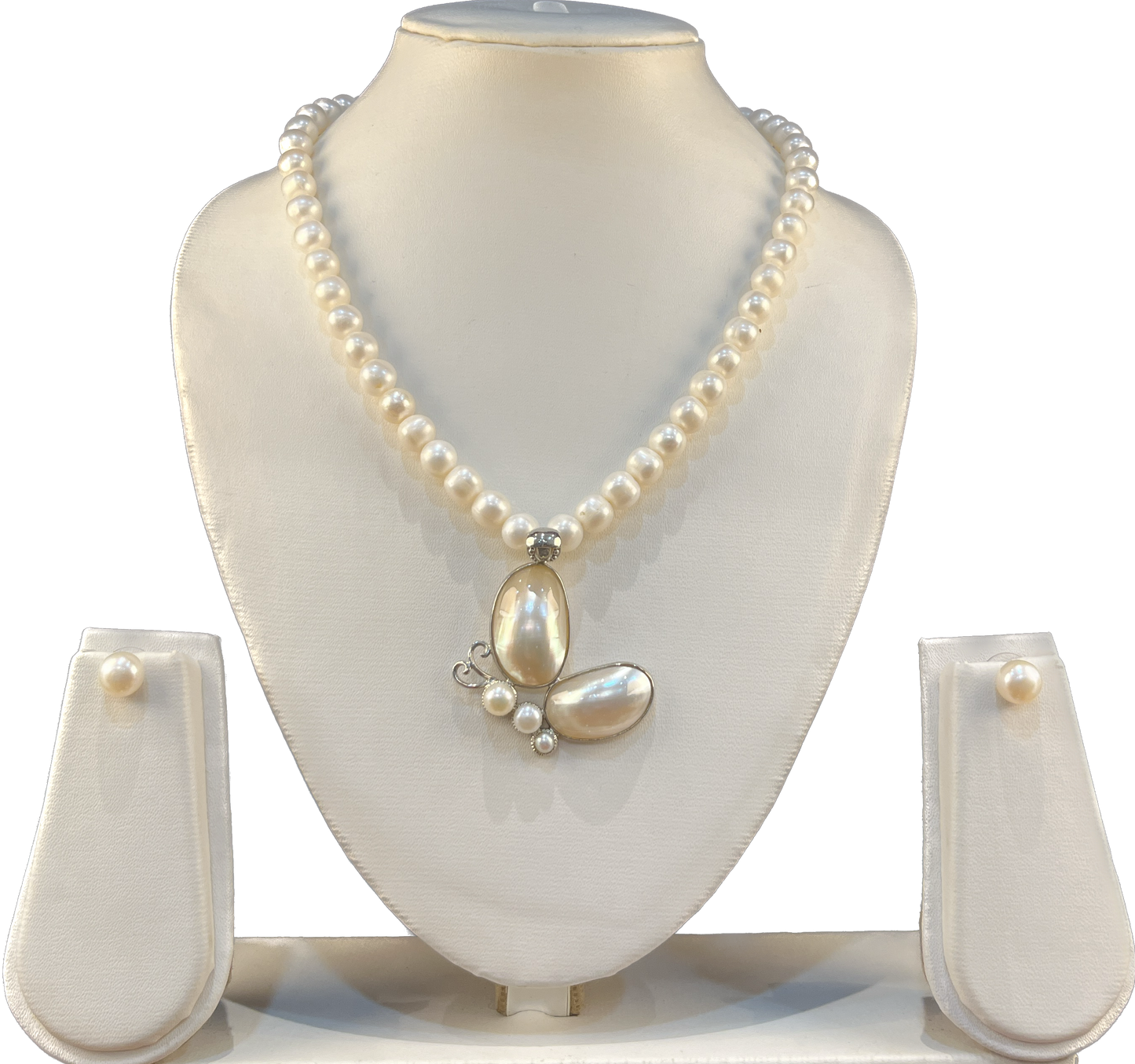 Ceinwen - Modish Freshwater Pearls Single Liner Necklace Set