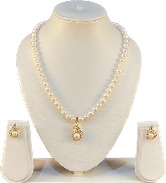 My Pearls Majestic Single Line 8 mm White Pearls Set with Pendant