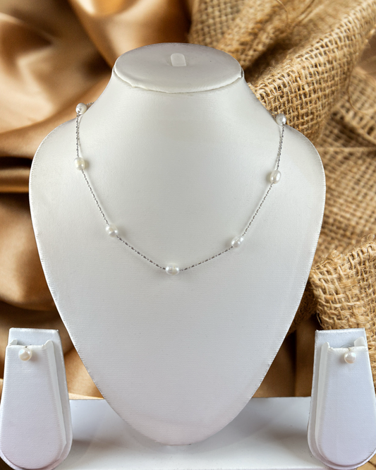 Elegant 9 Pearls White Pearl Set