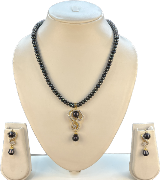 Alusia - 7 mm Pearls Necklace Set