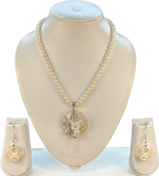 Kennice - 6 mm Pearls Necklace Set