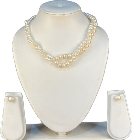 Ellie - Enthralling Confluence of 8 mm and 4 mm pearls in a trendy twisted pattern